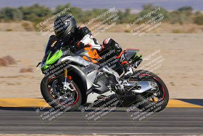 media/Dec-15-2023-Apex Assassins (Fri) [[91f19fb1c7]]/Trackday 2/Session 4 (Turn 16)/